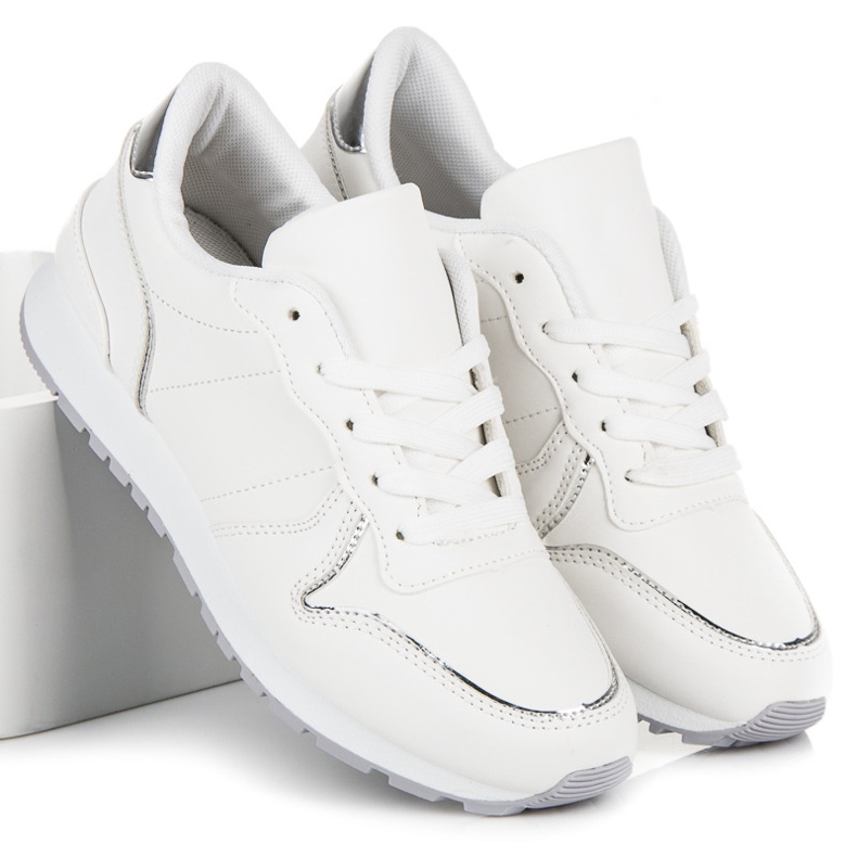 Sneakers bianche allacciate bianco 1