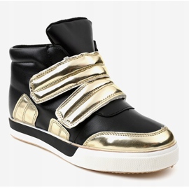 Sneakers nere isolate sulla zeppa GF-ZM26 nero 1