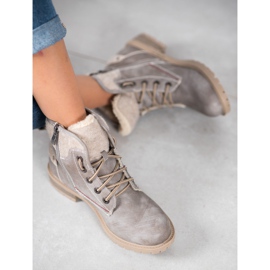 Goodin Trapper sul cursore grigio 1