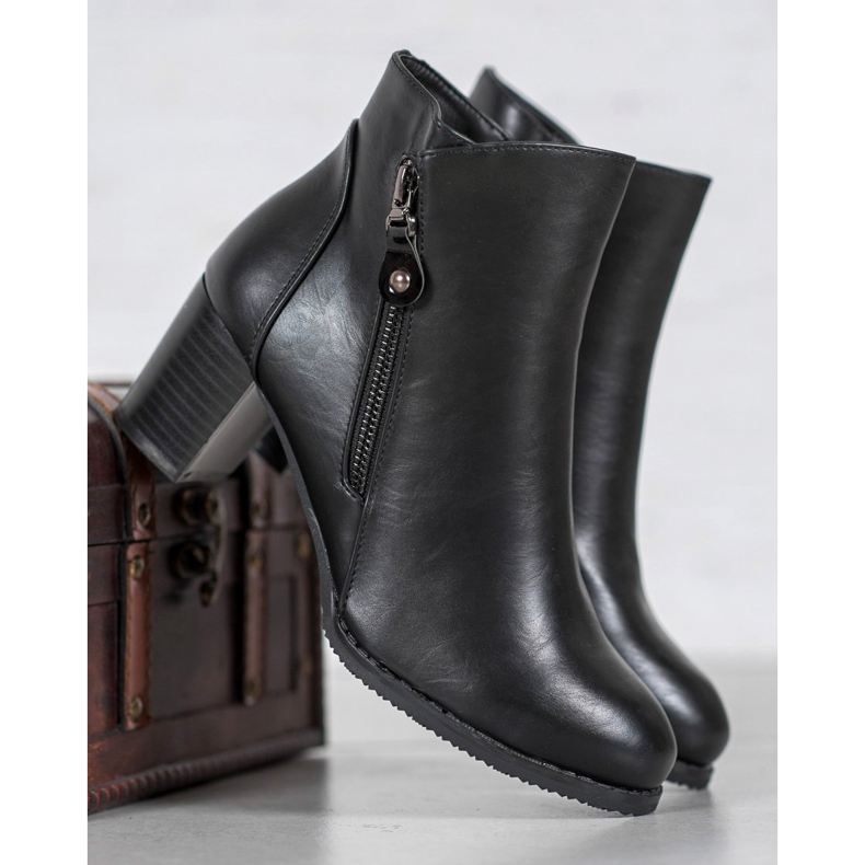 J. Star Stivali caldi sul post nero 1