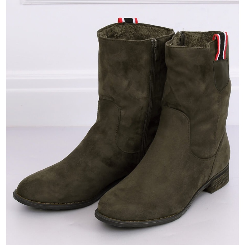 Stivali piatti verdi da donna 99-110 Oliva verde 1