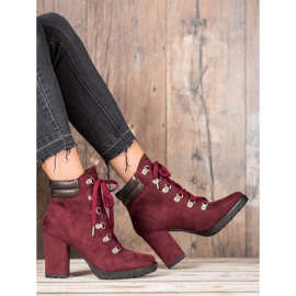 Sweet Shoes Stivaletti stringati su un palo rosso 2