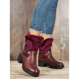 Marquiz Caldi lavoratori con pelliccia rosso 1