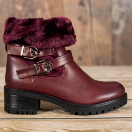 Marquiz Caldi lavoratori con pelliccia rosso 2