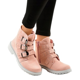 Stivaletti bassi in camoscio rosa con fibbie TL95-4 1