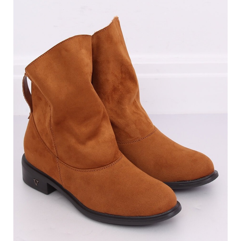 Stivali con tomaia arruffata cammello 6672 Camel marrone 1
