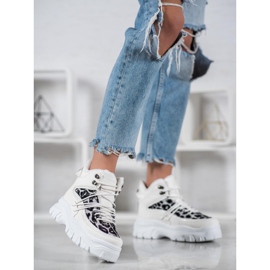 SHELOVET Sneakers con stampa leopardata bianco 1