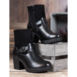 J. Star Stivali alla moda sulla piattaforma nero 2