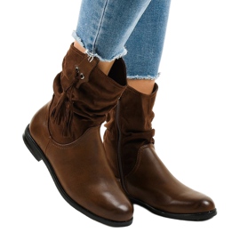 Stivaletti isolati piatti marroni da donna 2956 marrone 1