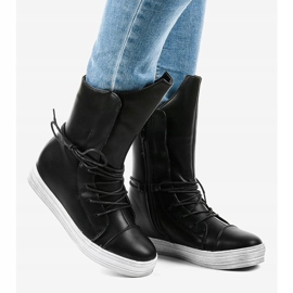 Sneakers nere, stivali isolati HX5187-3 nero 2