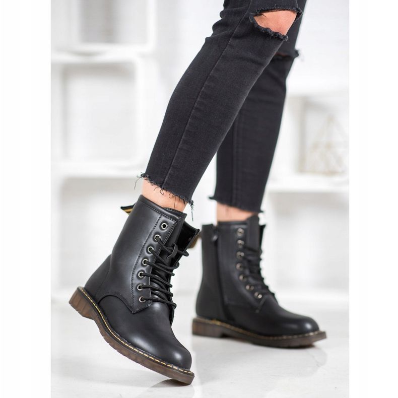 SHELOVET Trapper alla moda con ecopelle nero 1