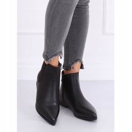 Stivaletti Chelsea neri con punta a mandorla TX-1838 Black nero 1