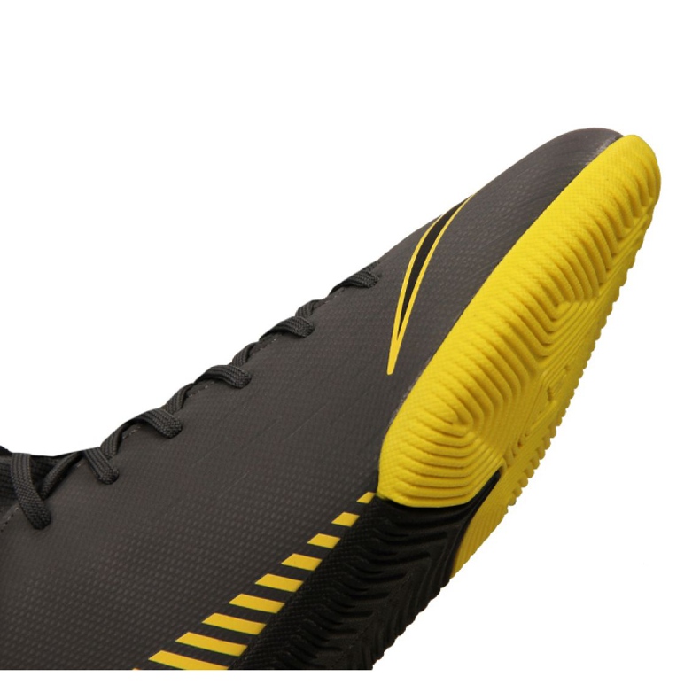 Scarpe indoor Nike Mercurial SuperflyX 6 Academy Gs Ic Jr AH7343-070 multicolore grigio 2