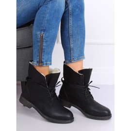 Stivali neri su una pelle di pecora 758-PA Black nero 1