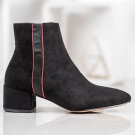 SHELOVET Stivali in camoscio con cintura decorativa nero 2