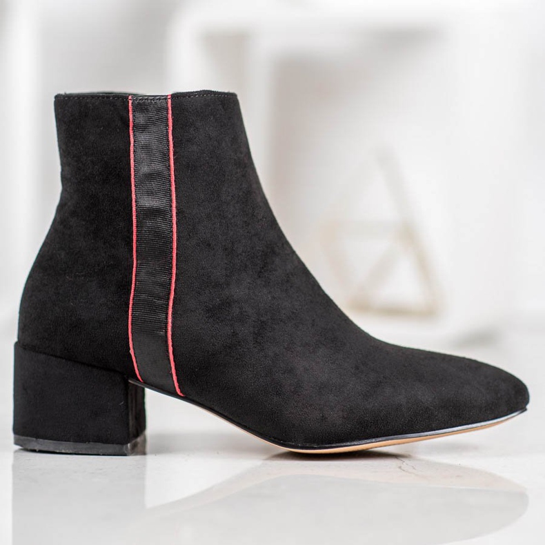 SHELOVET Stivali in camoscio con cintura decorativa nero 2