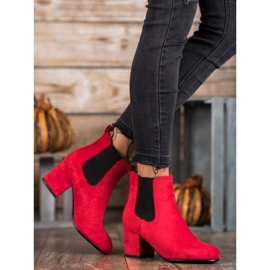 Bestelle Stivali slip-on su un palo rosso 1