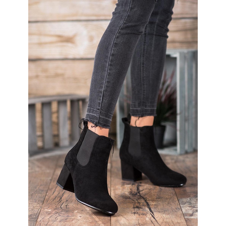Bestelle Stivali slip-on su un palo nero 2