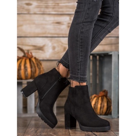 Super Mode Stivali alla moda sul post nero 1