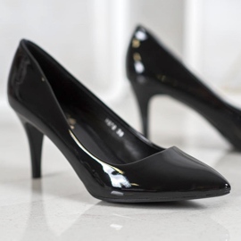 Small Swan Spilli Verniciati In Spitz nero 1