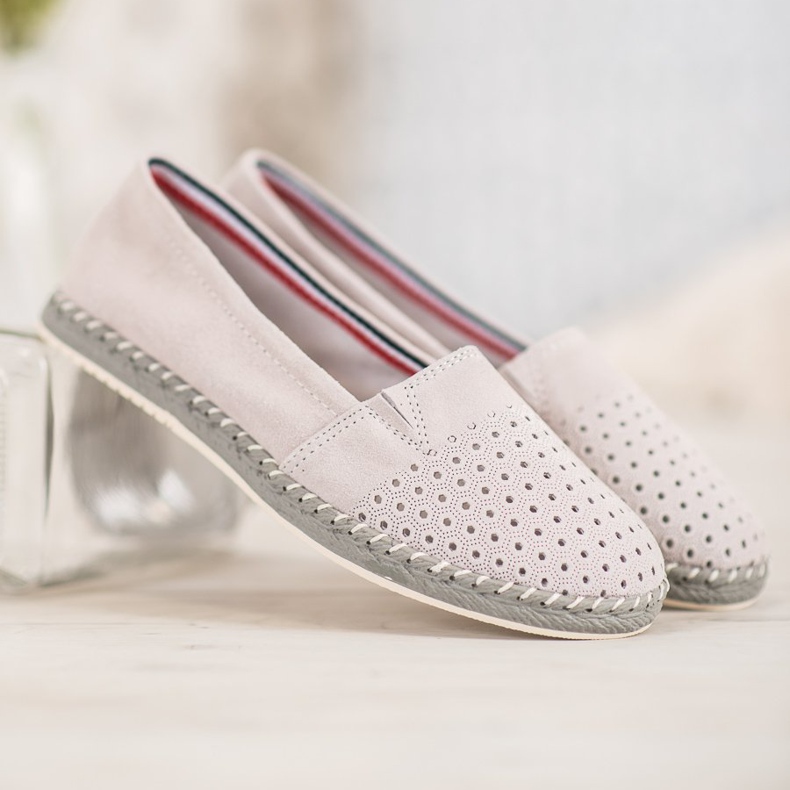 Goodin Ballerina in pelle traforata grigio 2