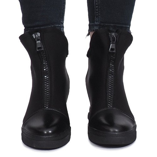 Sneaker in camoscio nero Nathalie 1