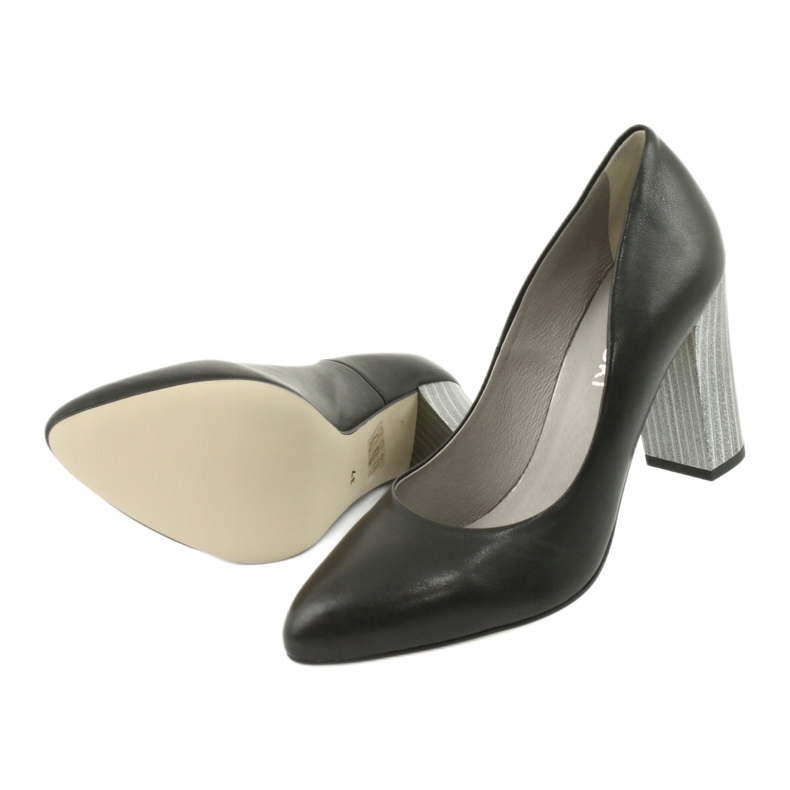 Pompe in pelle Kaniowski su un post decorativo 4277 nero 6