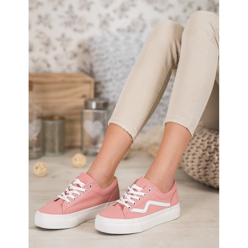 Kylie Sneakers rosa alla moda 1