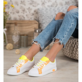 Ideal Shoes Sneakers Alla Moda Con Ecopelle bianca arancia 1