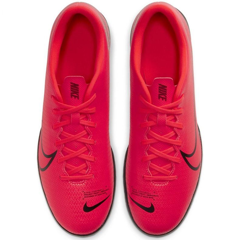 Scarpe indoor Nike Mercurial Vapor 13 Club Ic M AT7997-606 rosso arance e rossi 1