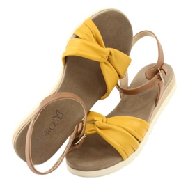 Sandali Caprice in pelle beige/limone marrone giallo 4