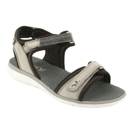 Comodi sandali sportivi Caprice 28606 beige marrone 1