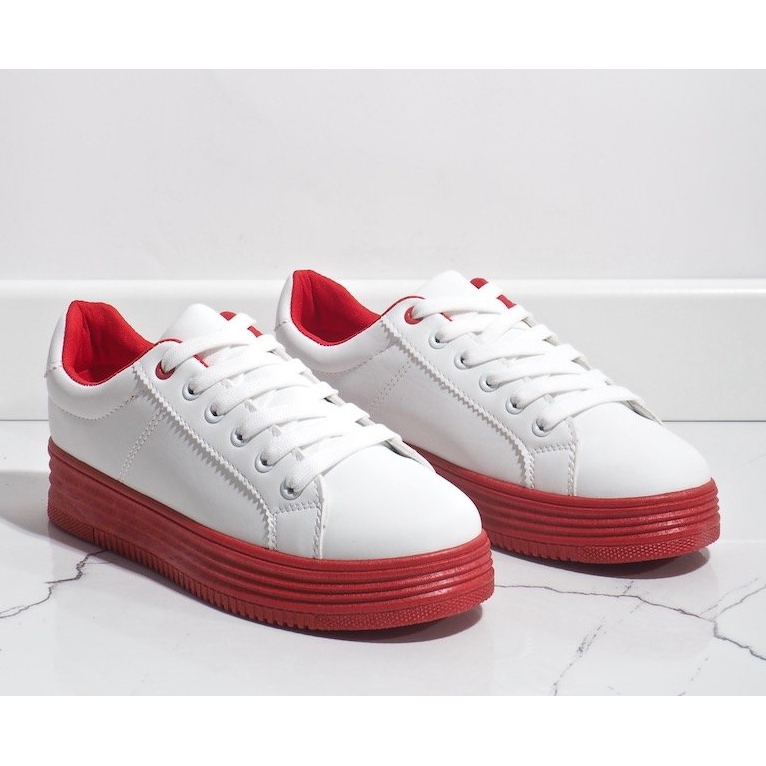 Sneakers bianche su una spessa suola rossa W-68 bianca rosso 2