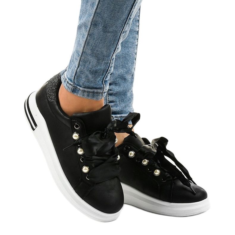 Sneakers nere con zeppa X63 nero 1