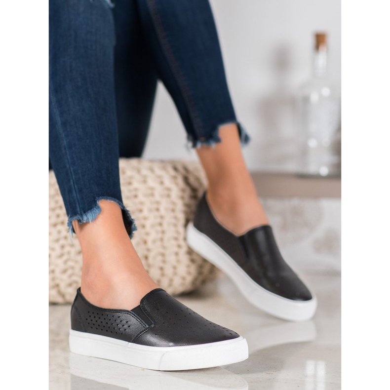 J. Star Sneakers traforate sulla piattaforma nero 2