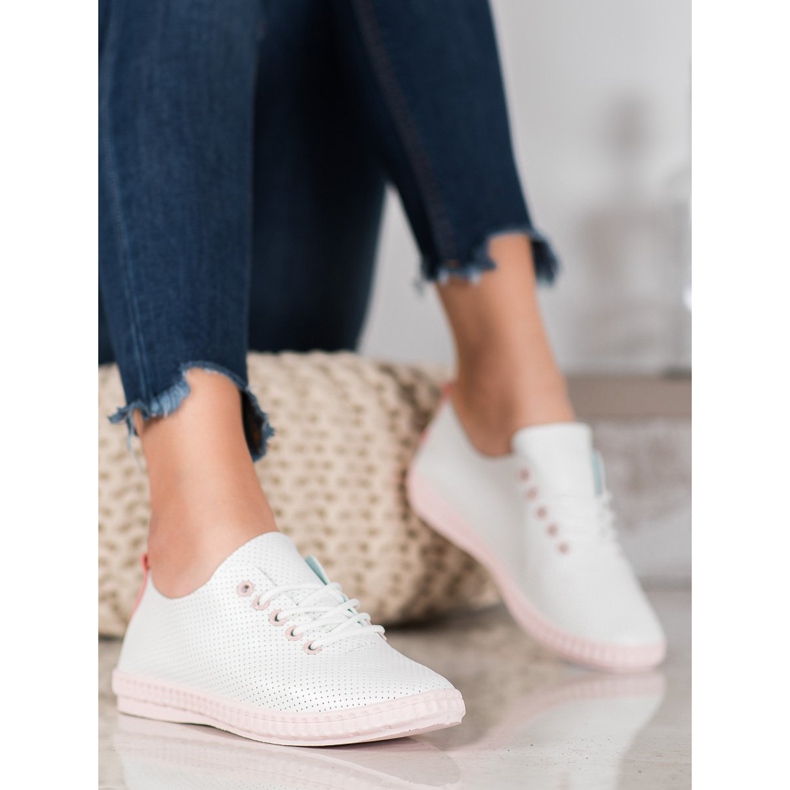 SHELOVET Sneakers leggere traforate bianco 1