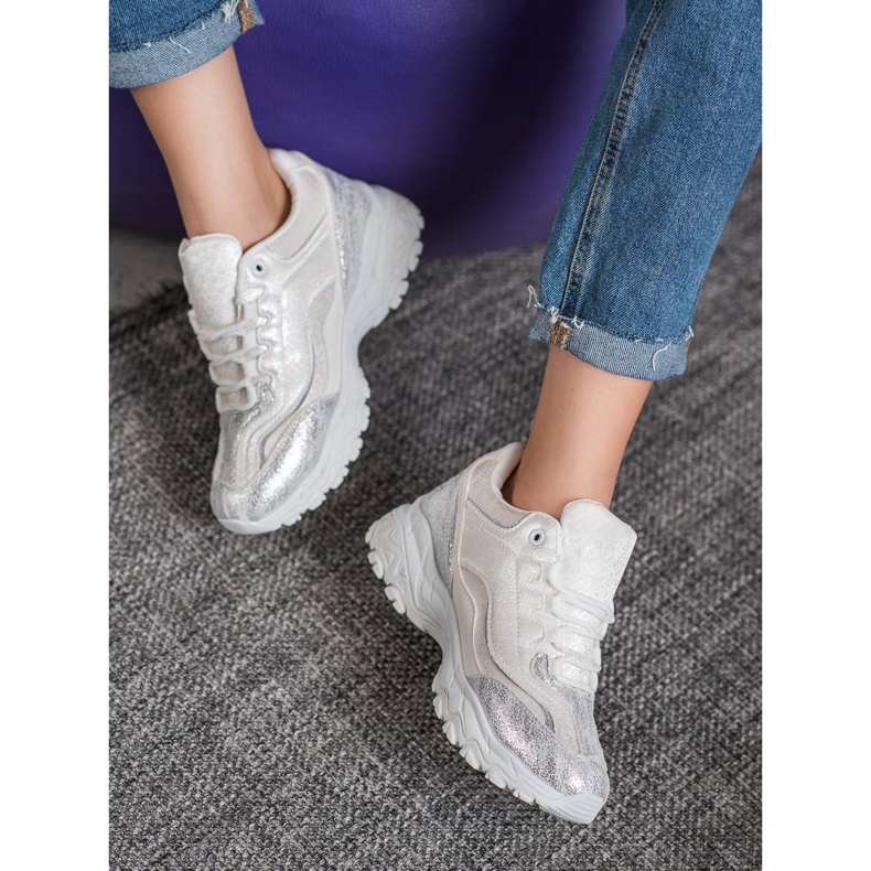 Small Swan Scarpe da ginnastica bianche alla moda bianca 2