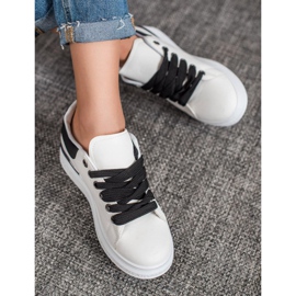 SHELOVET Sneakers Sulla Piattaforma Con Ecopelle bianco 2