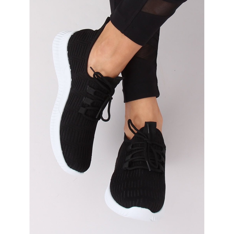 Nero G-330 Scarpe sportive nere 2