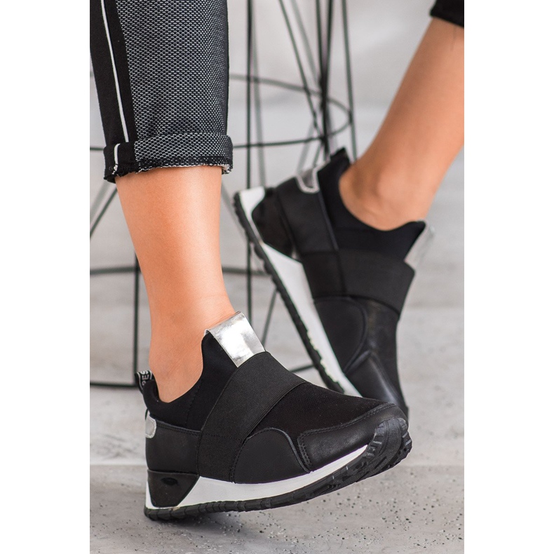 SHELOVET Scarpe slip-on sulla piattaforma nero 1