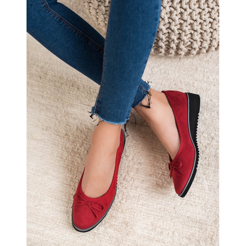 Goodin Ballerina Con Fiocco rosso 2