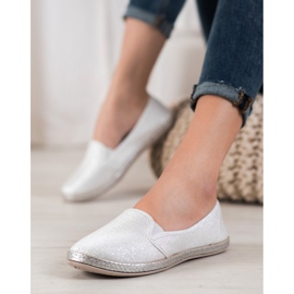 SHELOVET Comode scarpe slip-on bianco 1