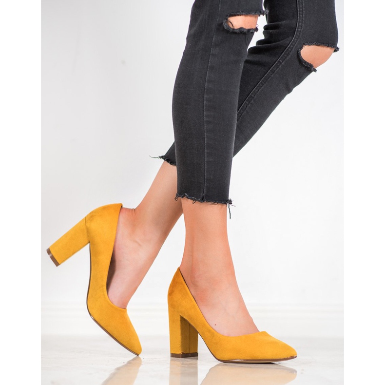 Ideal Shoes Décolleté con tacco alto giallo 1
