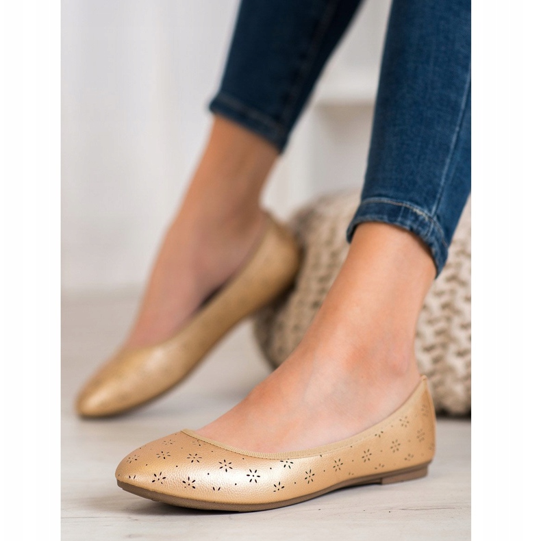 Fama Ballerine con motivo traforato d'oro 1
