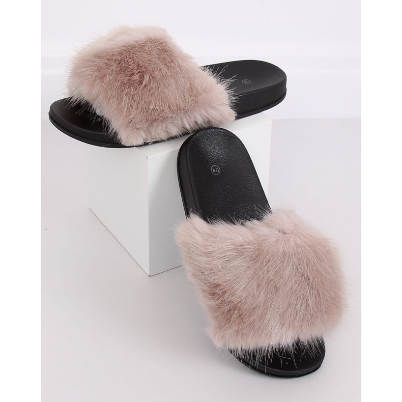 Pantofole beige con pelliccia CK107P Beige 1