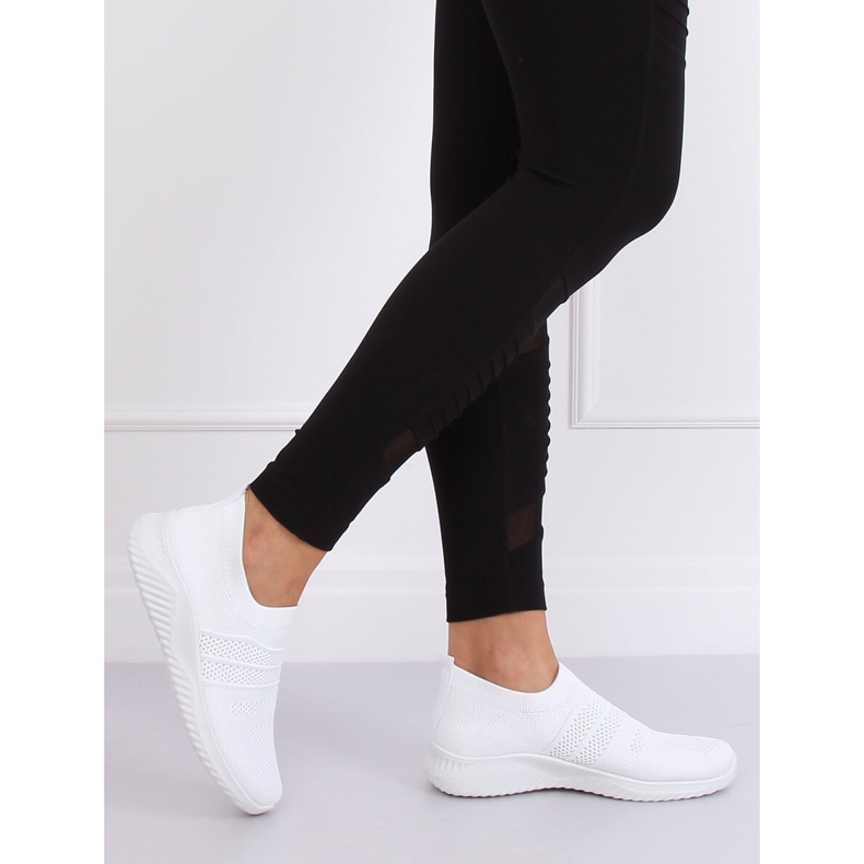 Bianco NB331P Scarpe sportive bianche 1