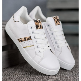 SHELOVET Comode scarpe sportive bianche bianco 2