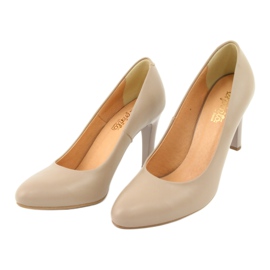 Pompe Mustang sul post Espinto 755/153 beige 3