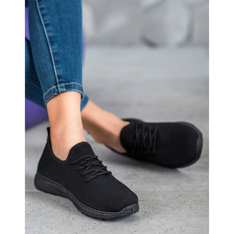 SHELOVET Scarpe comode sulla piattaforma nero 2