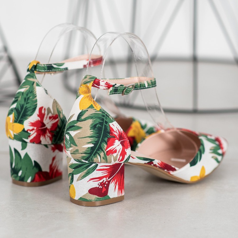 Seastar Pompe comode su un pilastro multicolore 2